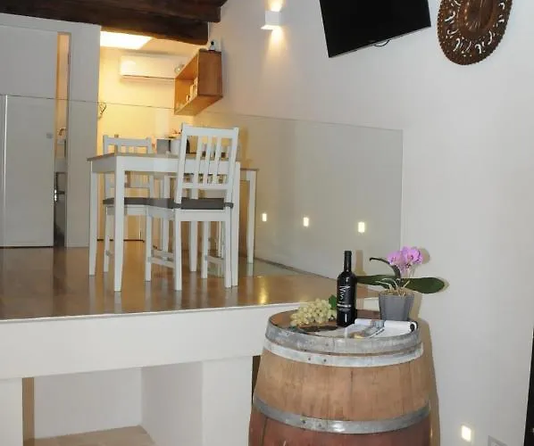 Vin E Va Bed & Breakfast 4*